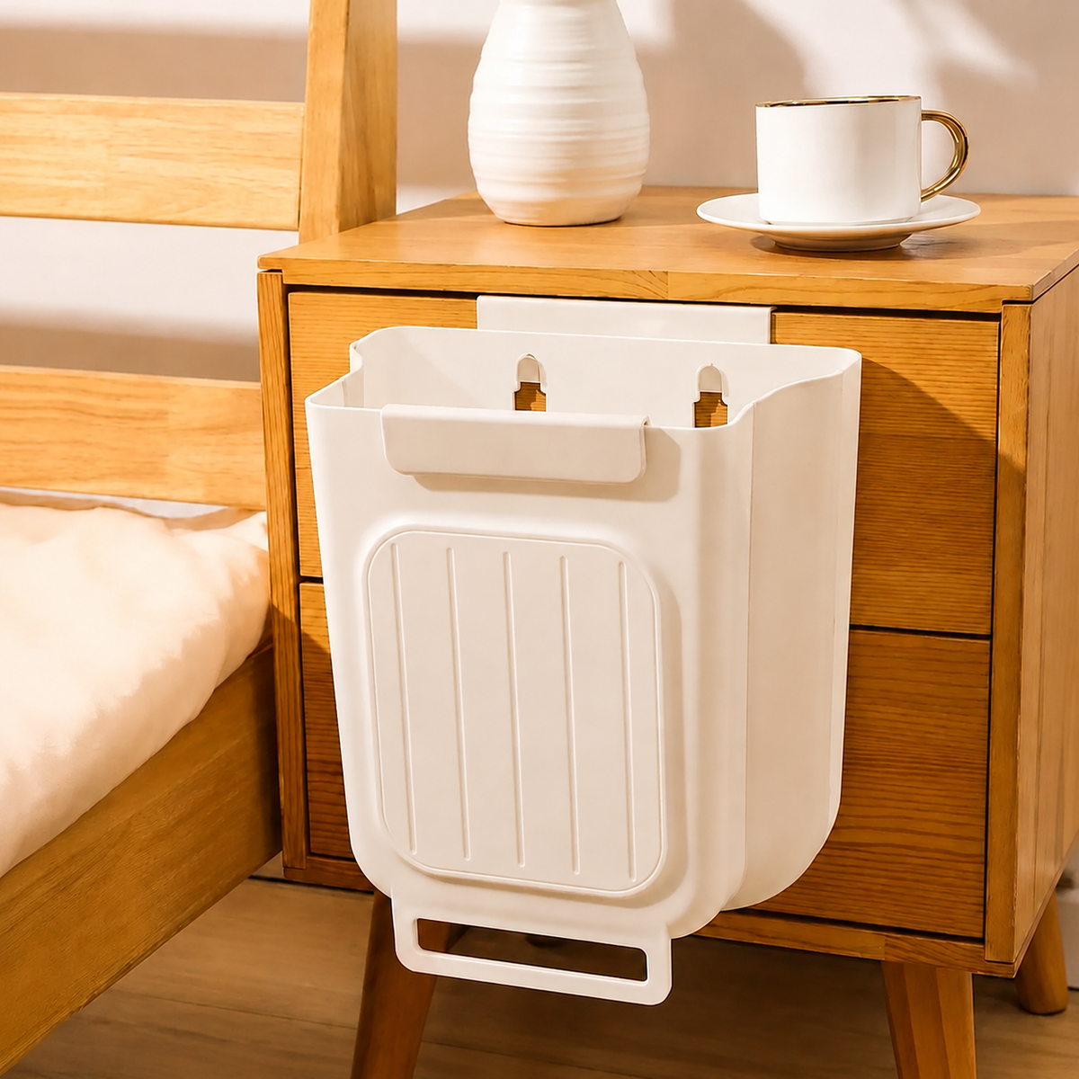 Foldable Hanging Trash Bin.